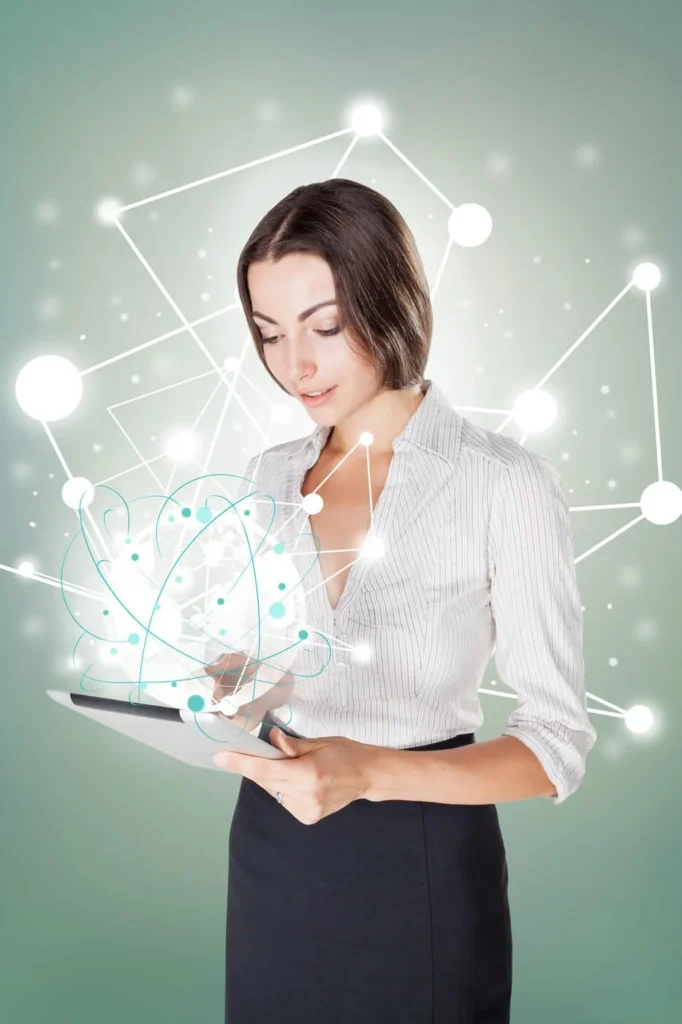 Software di digitalizzazione 7 Marketing Omnicanale donna che guarda il suo tablet