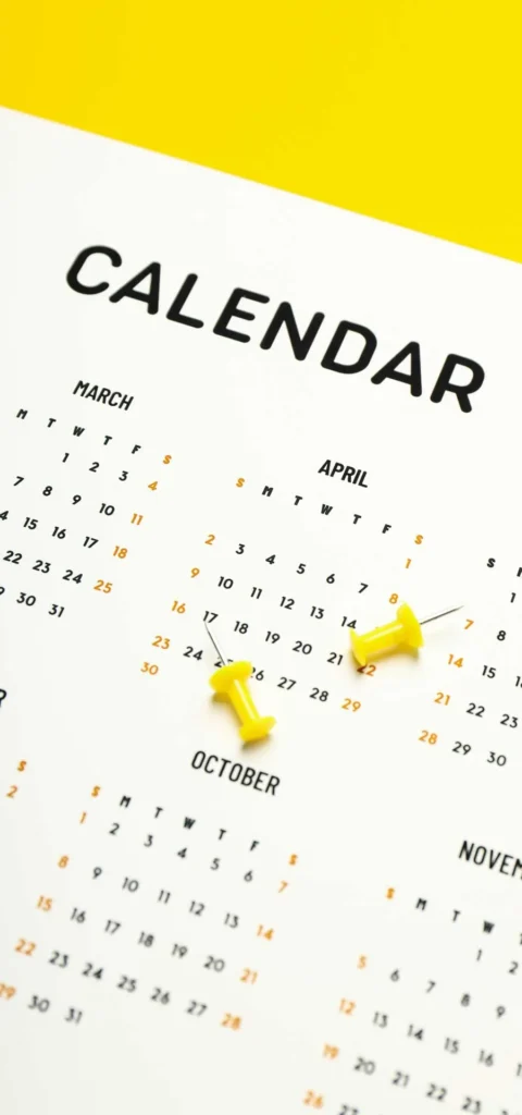 Calendario Editoriale 2025 3 Calendario Editoriale calendario con bordo giallo