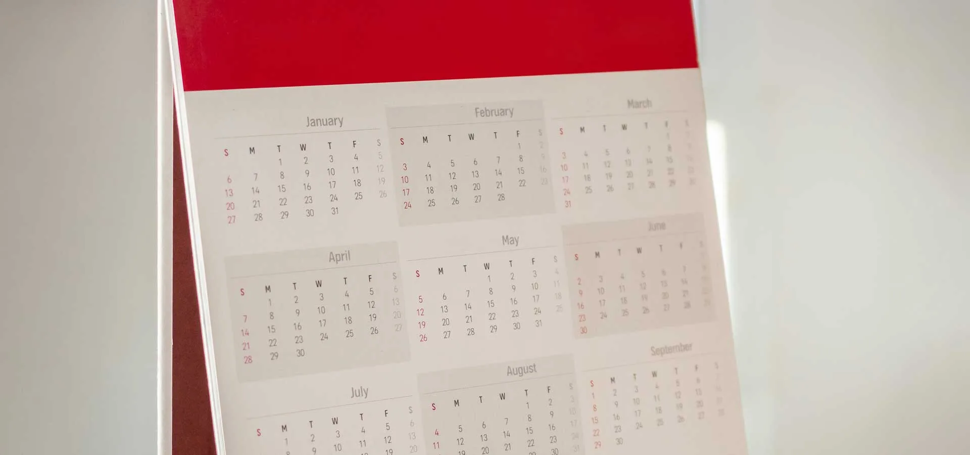 Calendario Editoriale 2025 10 Calendario Editoriale calendario con fascia rossa