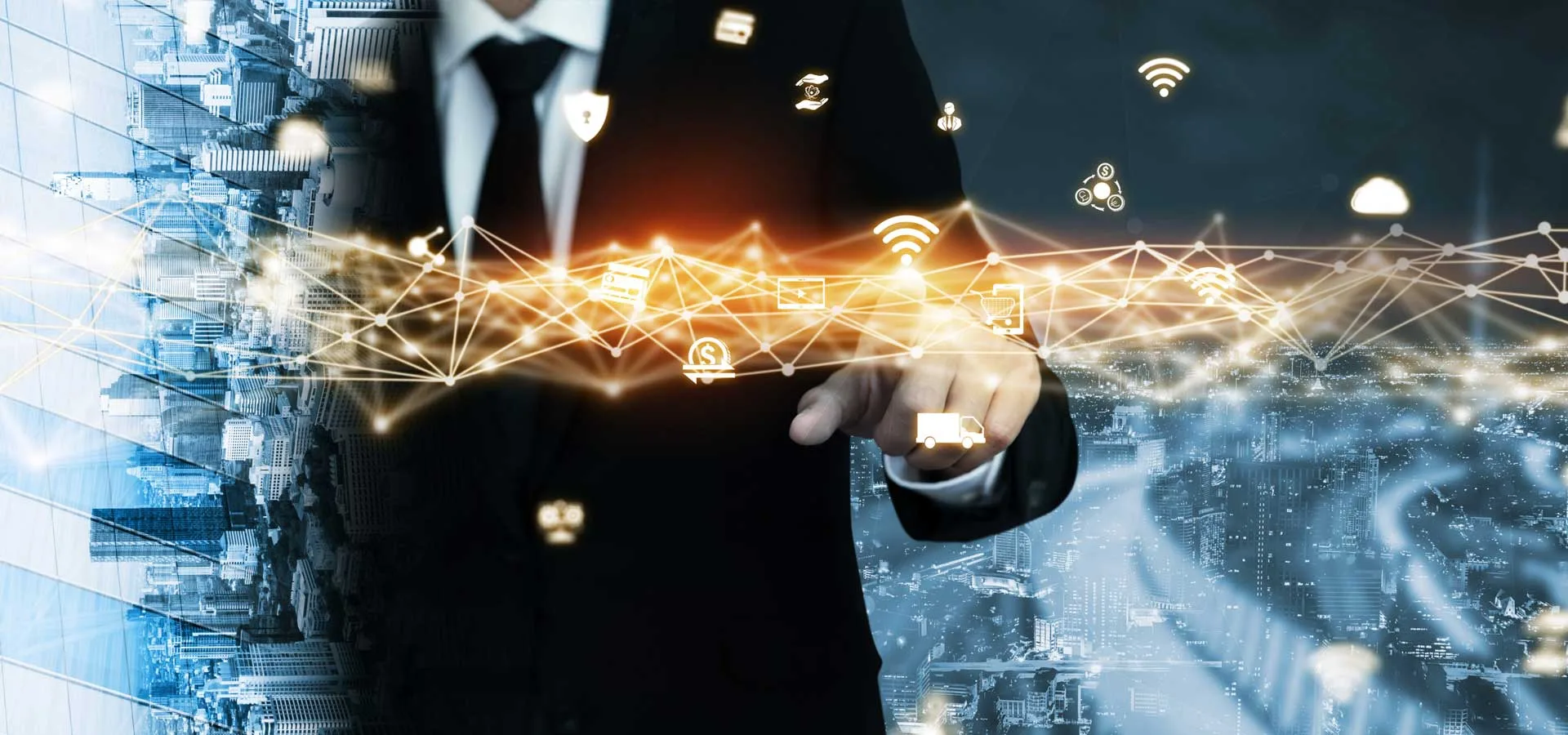 Implementare la Digitalizzazione 7 Implementare la Digitalizzazione immagine concettuale di un uomo di affari che digita delle icone luminose