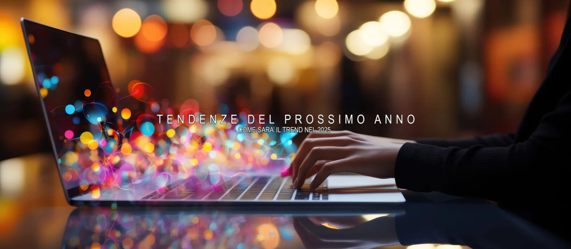 Trend del Marketing 2025 14 Trend del Marketing 2025 RAGAZZA AL COMPUTER